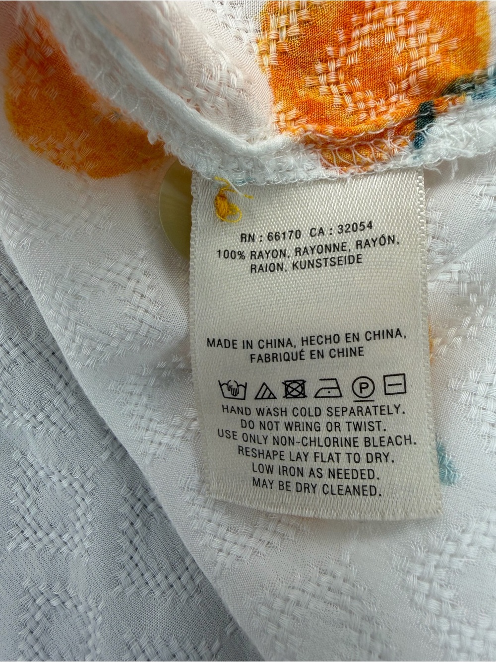 Maeve Anthropologie White Button-Front Top with Orange Fruit Print Size 2 - Picture 11 of 13
